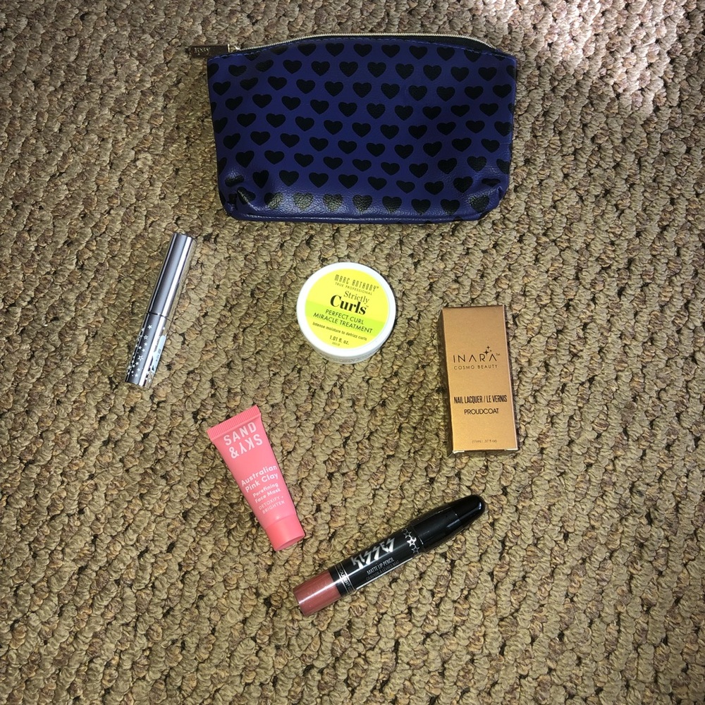 November Ipsy Makeup Bag 💄